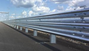 China En1317-Aashto M180 Standards Highway Guardrailsw Beam With H Post wholesale