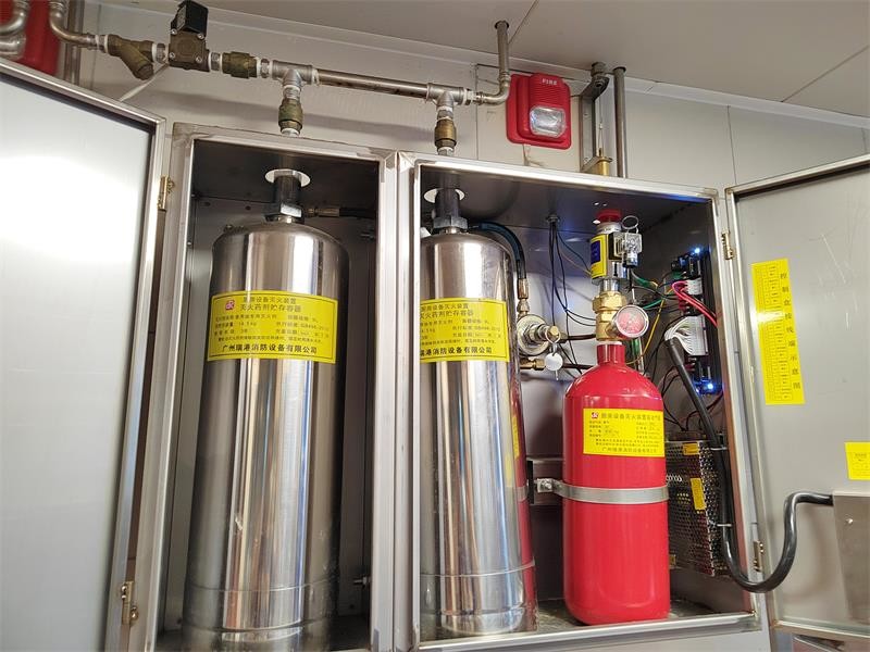 9L/9L*2/12L/12L*2 Kitchen Fire Suppression System Single And Double Bottle Group