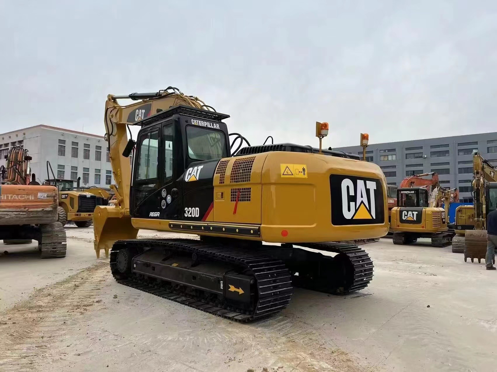 Used Excavator komatsu 400-8 good price good condition