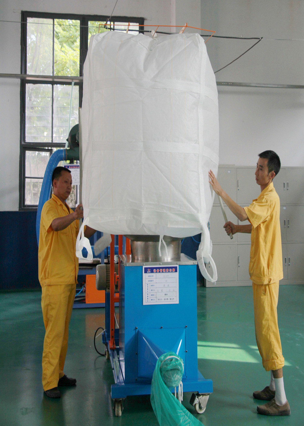 Colored 2205 Lbs PP Woven Jumbo Bags For Packaging PTA Granule / EVA Pellets