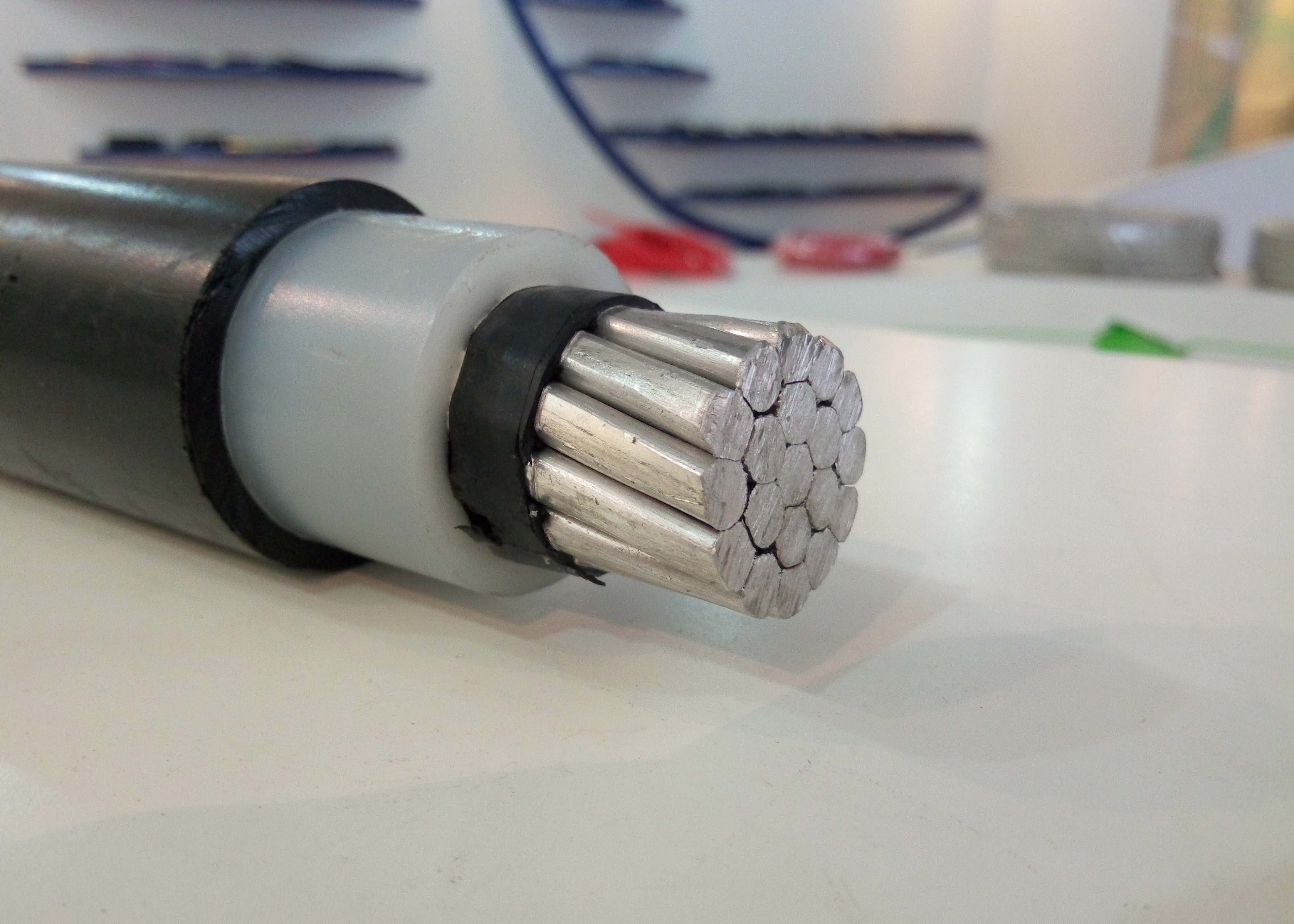 Medium Voltage 10KV 50 70 120 Aerial Bundle Cable AL/XLPE Overhead cable