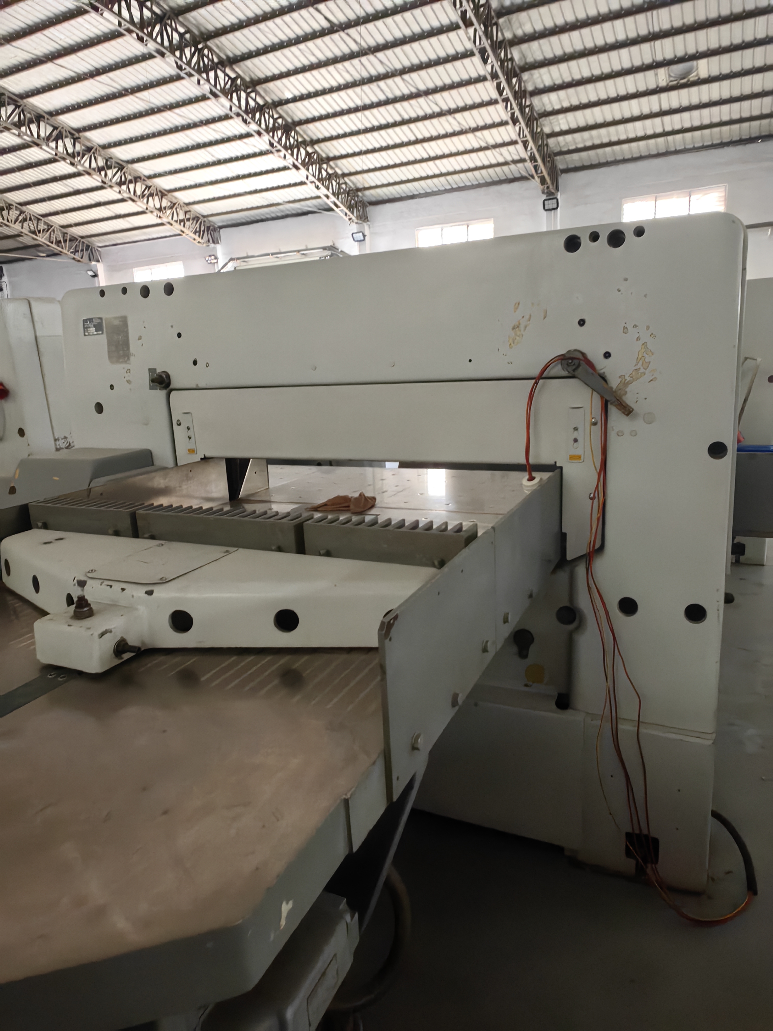 Guillotine Knife Cutting Machine 115E Polar Guillotine Paper Cutter With Computerized Control