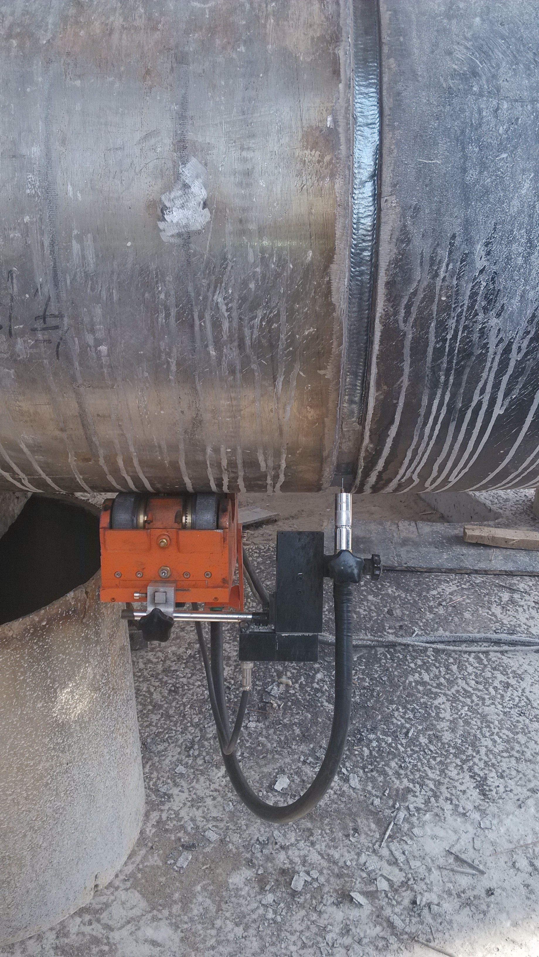 Walking Speed 0-700mm/min Speed Automatic Pipe Welding Machine for Pipeline Oil Piping