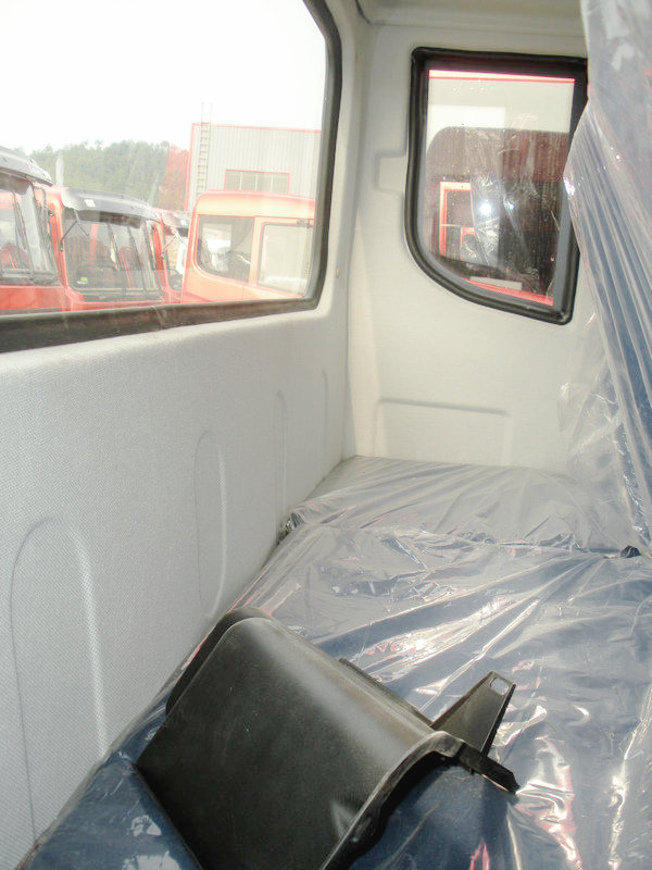 Dongfeng TT50 Light Truck Cabin With Single & half Sleeper
