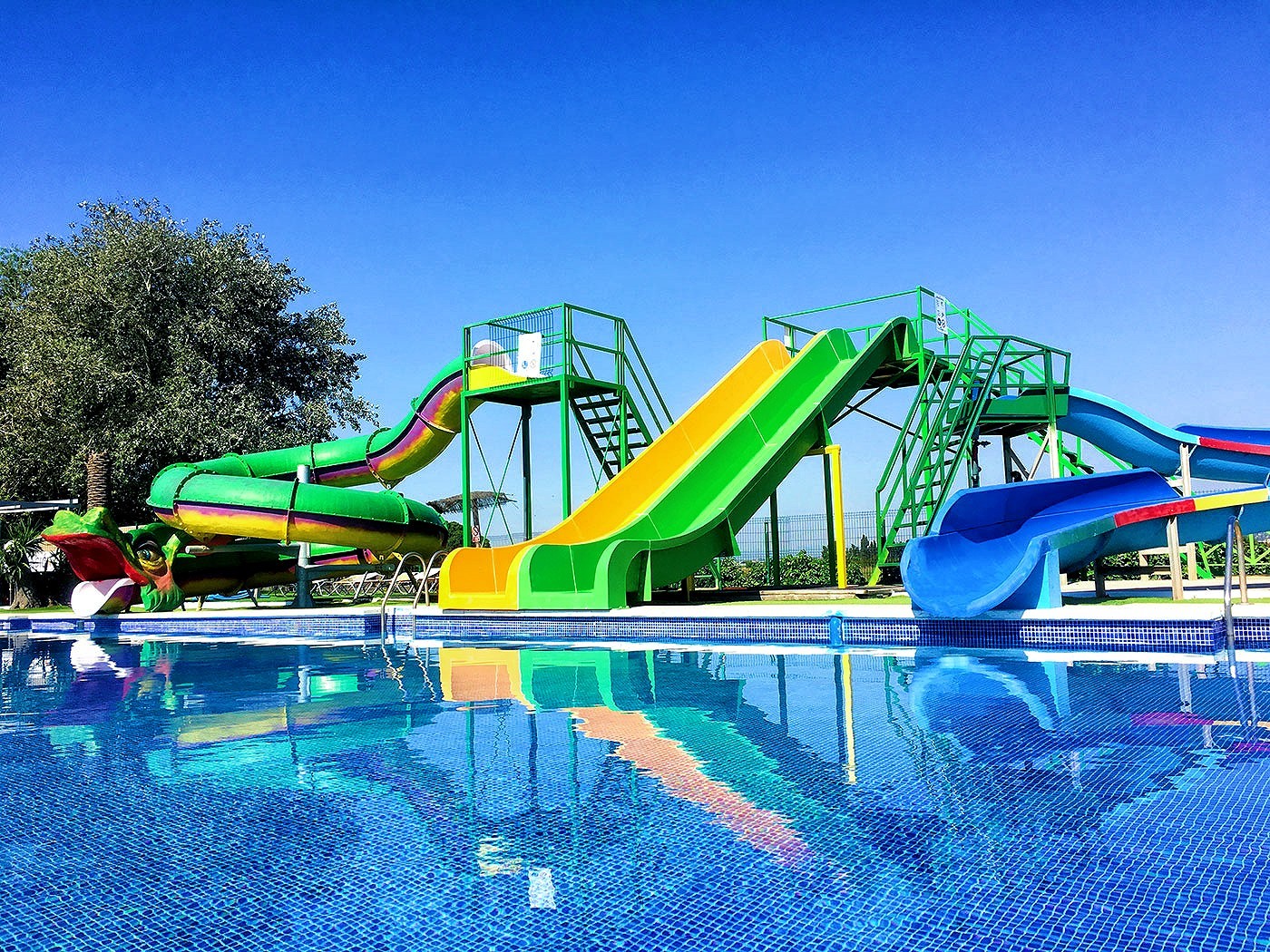 Water Park Children Water Game Equipment Water Spiral Tube Set for Children