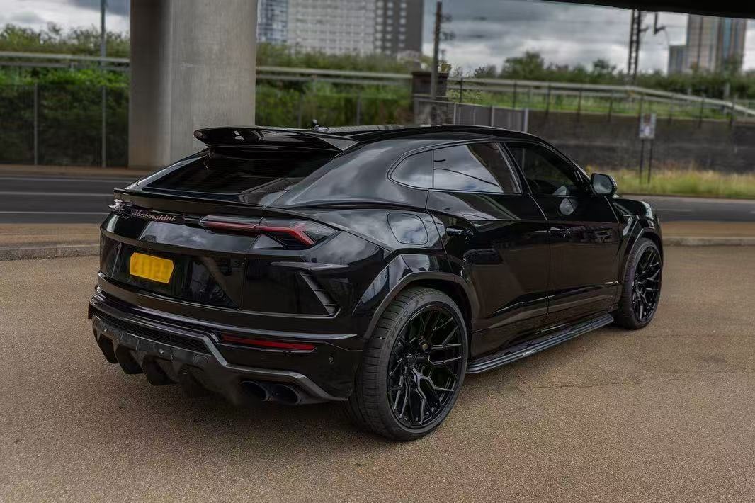 Urus Lamborghini Body Kit UB Style Front Lip Diffuser Spoiler Lamborghini Widebody Urus