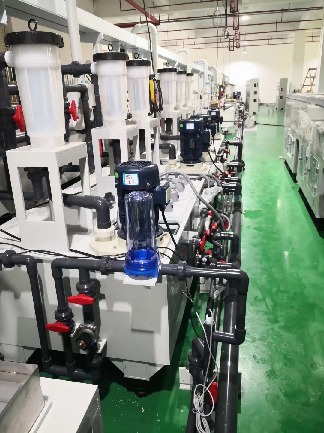 Socket/Thread Connection PVC High Pressure Ball Valve with Blue Handle in White Grey