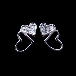 China Modern Heart Shaped Earrings , Beautiful Sterling Silver Stud Earrings wholesale