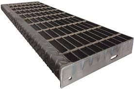 Anti-Slip Glvanized 215mm Width Steel Stair Treads Grating For Industrial Platform Or Construction