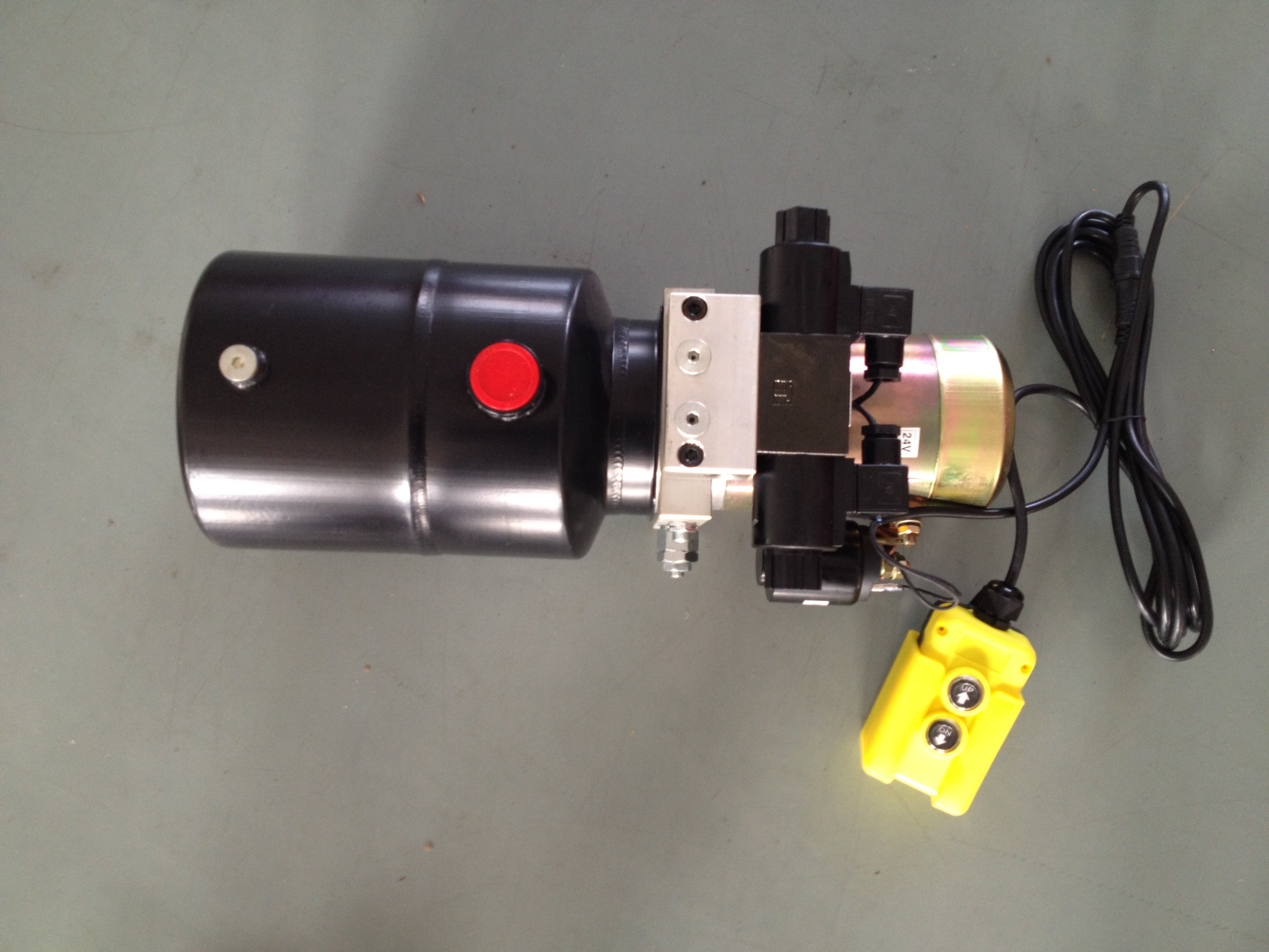 DC 12V 1.6KW Work Pressure 18Mpa with Round Steel Tank Mini Hydraulic Power Packs for Fork-lifts