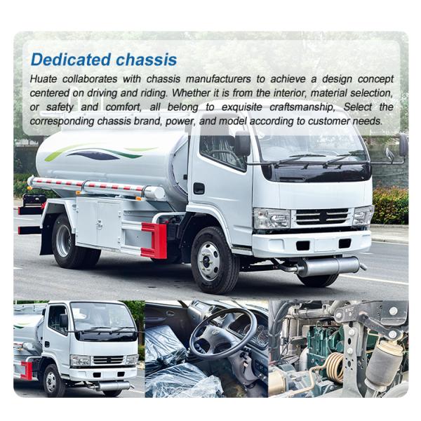 4x2 HOWO Oil Tanker Truck With Maximum Torque ≤500Nm Fuel Tank Capacity ≤100L