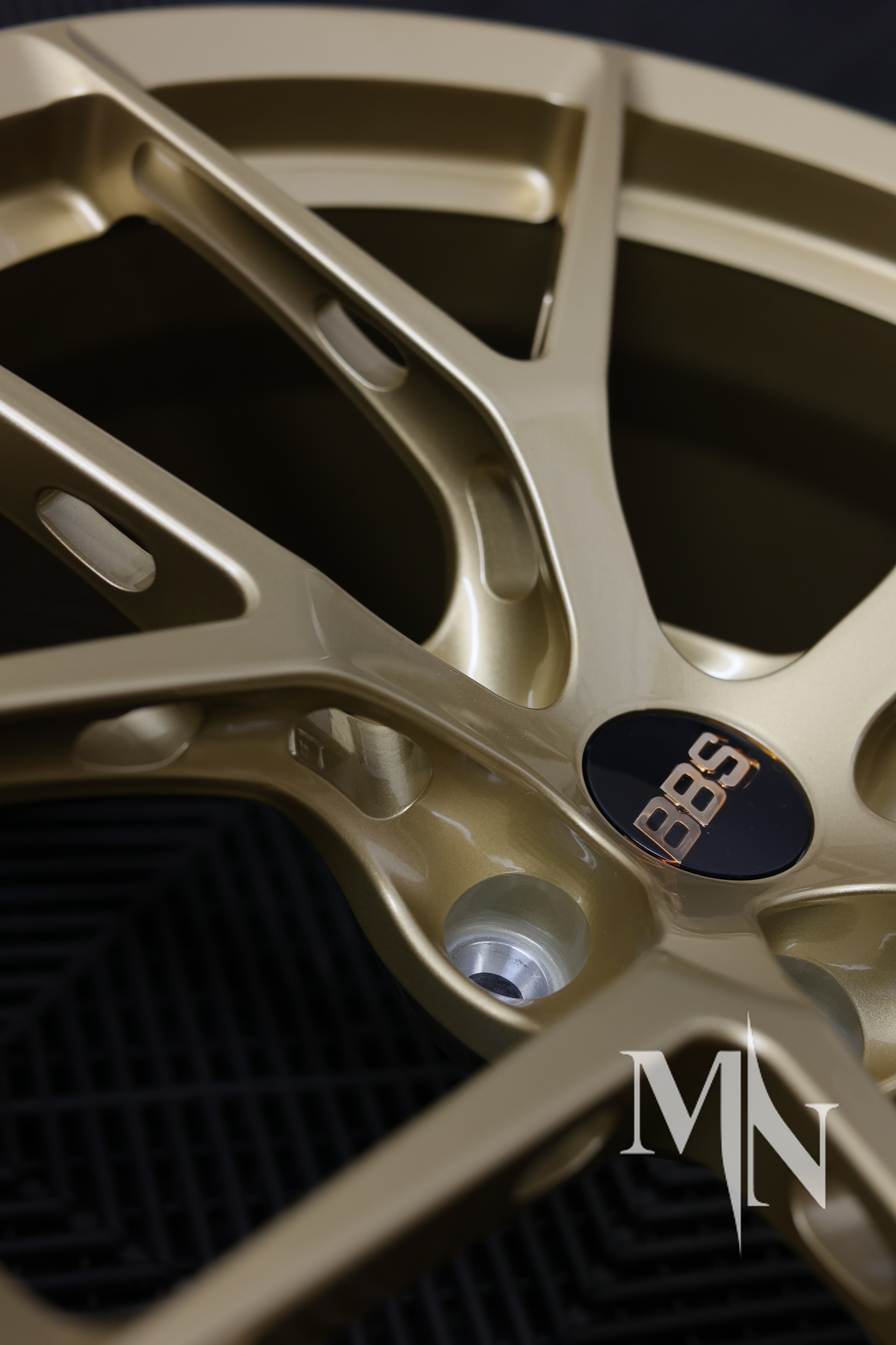 BBS FI R Custom Forged Gold Wheels Rims For Audi R8 Available