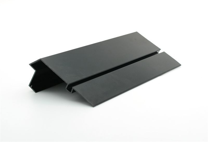 Outdoor Anti-UV PVC Profile Channel Extrusion