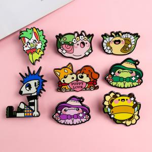 China Cute Hard Enamel Lapel Pin Magnetic Custom Metal Badges 3D wholesale