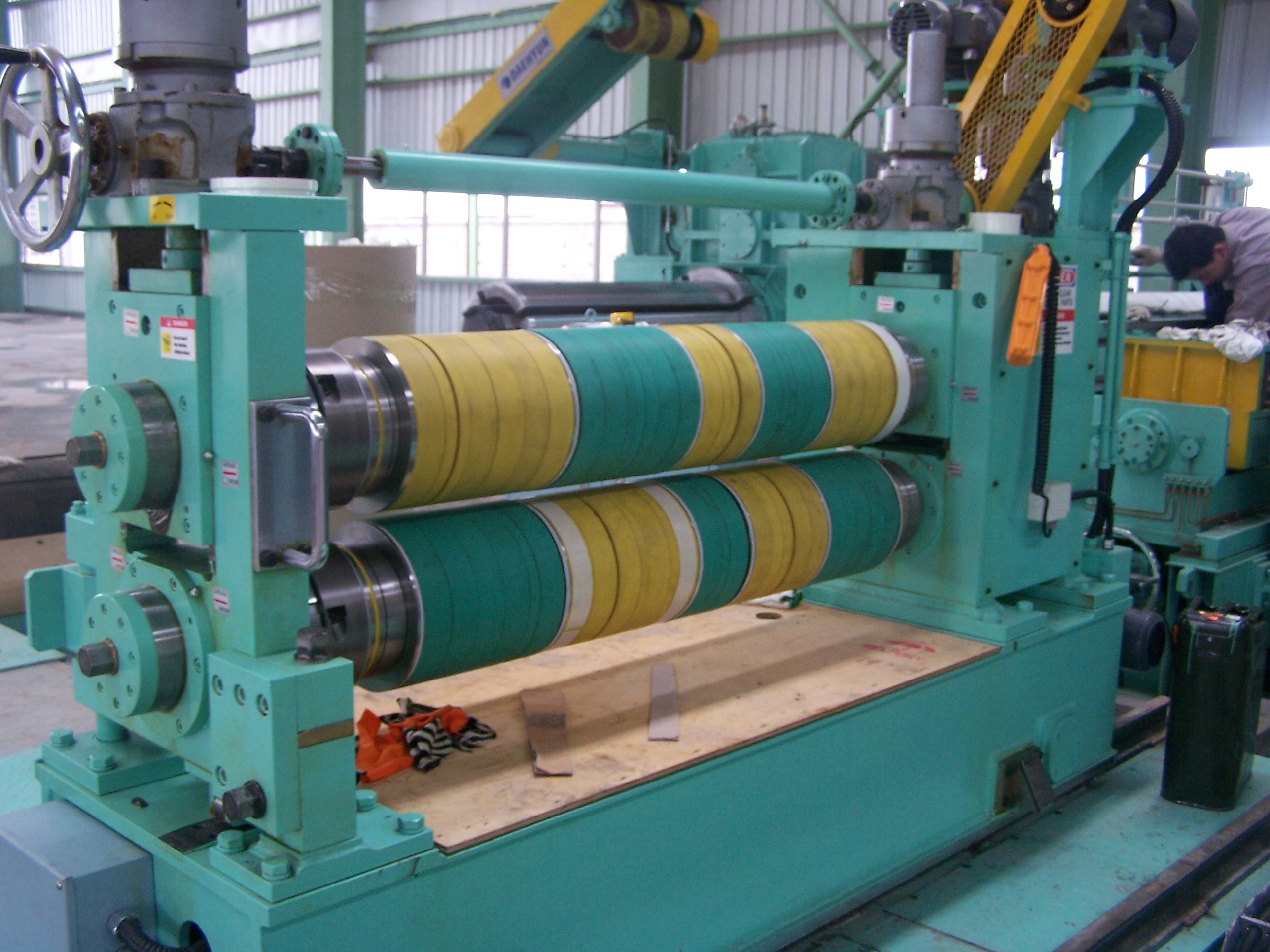 Energy Mining Longitudinal Cutting Machine High Speed Metal Steel Coil Slitting Machine