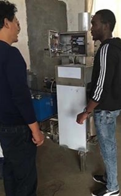 Powerful 3kw Hydraulic Juicer Press for Strawberry Lemon Apple Banana Pear Production