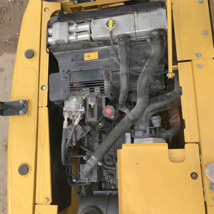 12.6 Ton Operating Weight KOMATSU PC 130 Excavator Used from Japan 2021 Year Model