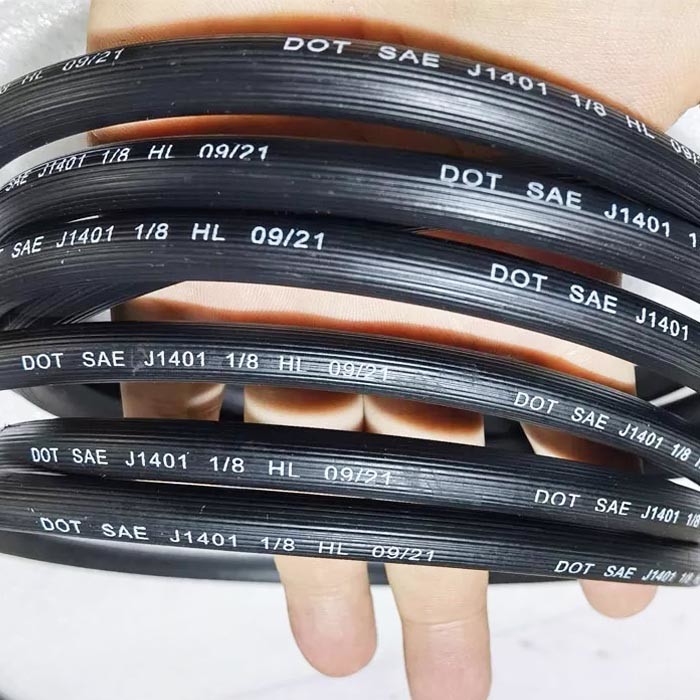 SAE J1401 Hydraulic Rubber EPDM Brake Hose 1/8" Protective Cover