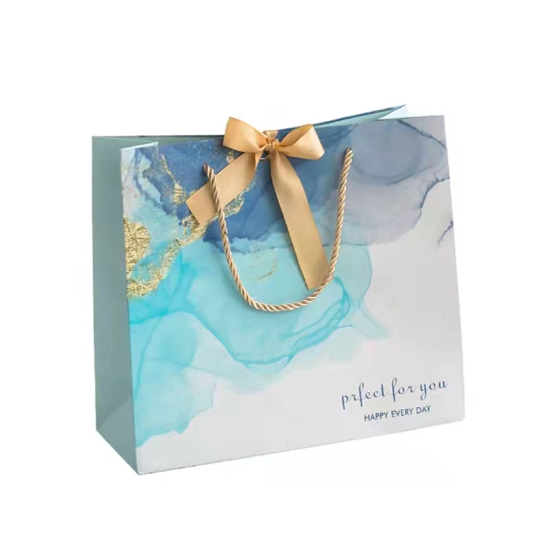 Luxury Christmas Cosmetics Jewellery Paper Bag Shopping Tote Bag Art Paper