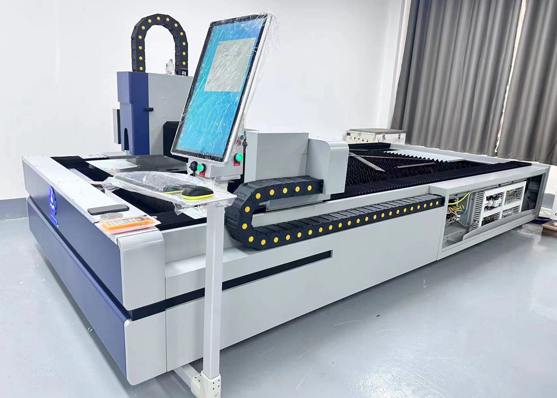 Open Type Fiber CNC Laser Cutting Machine Metal 3015 1000W Router Laser Cutting Machine