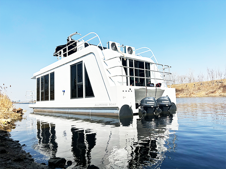 Two Story 4.0m Width House Boat Luxury Floating Pontoon Houseboat For 16 Person