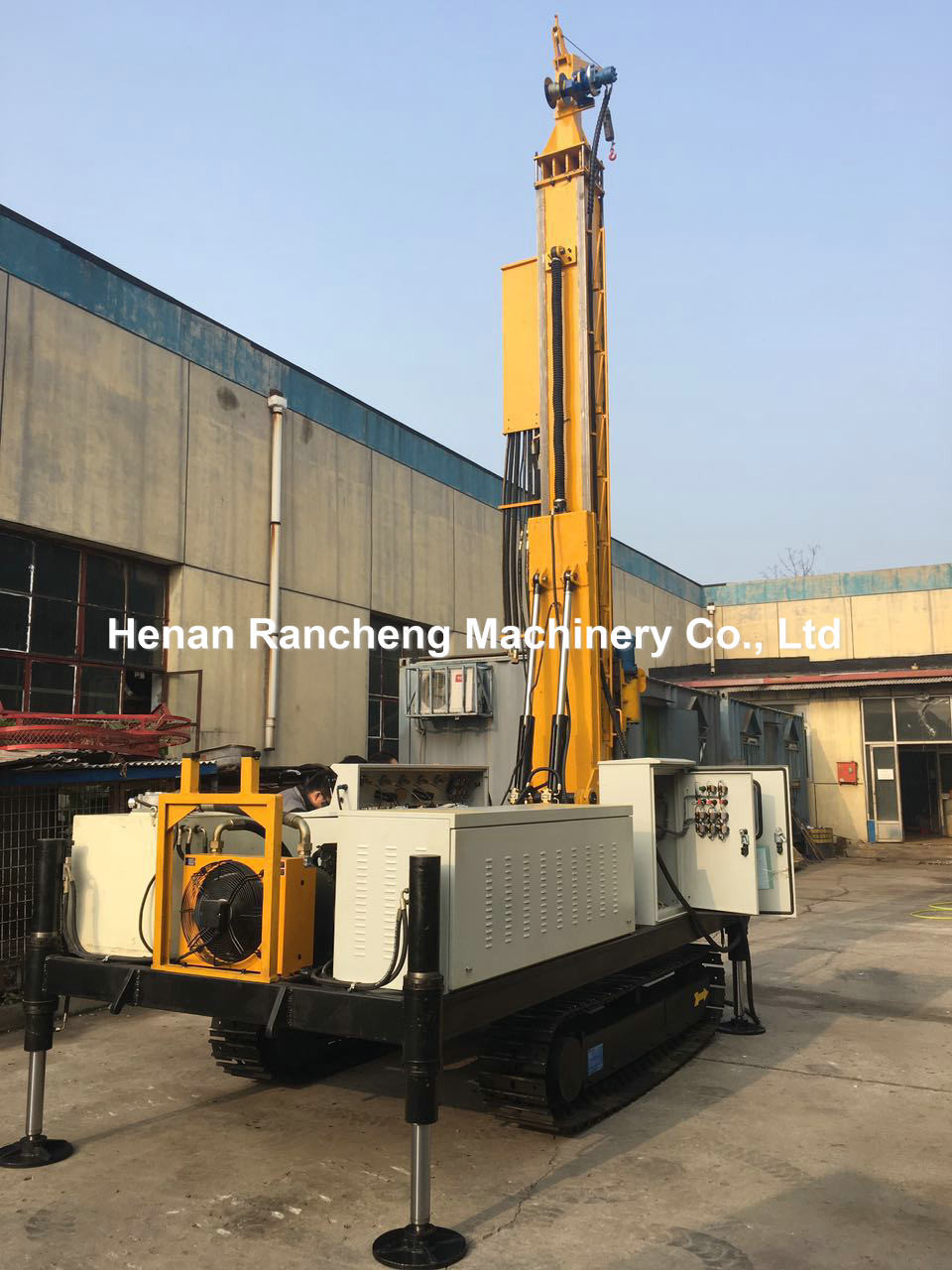60m Depth Engineering Drilling Machine Electric Motor Crawler Mounted Drill Rig