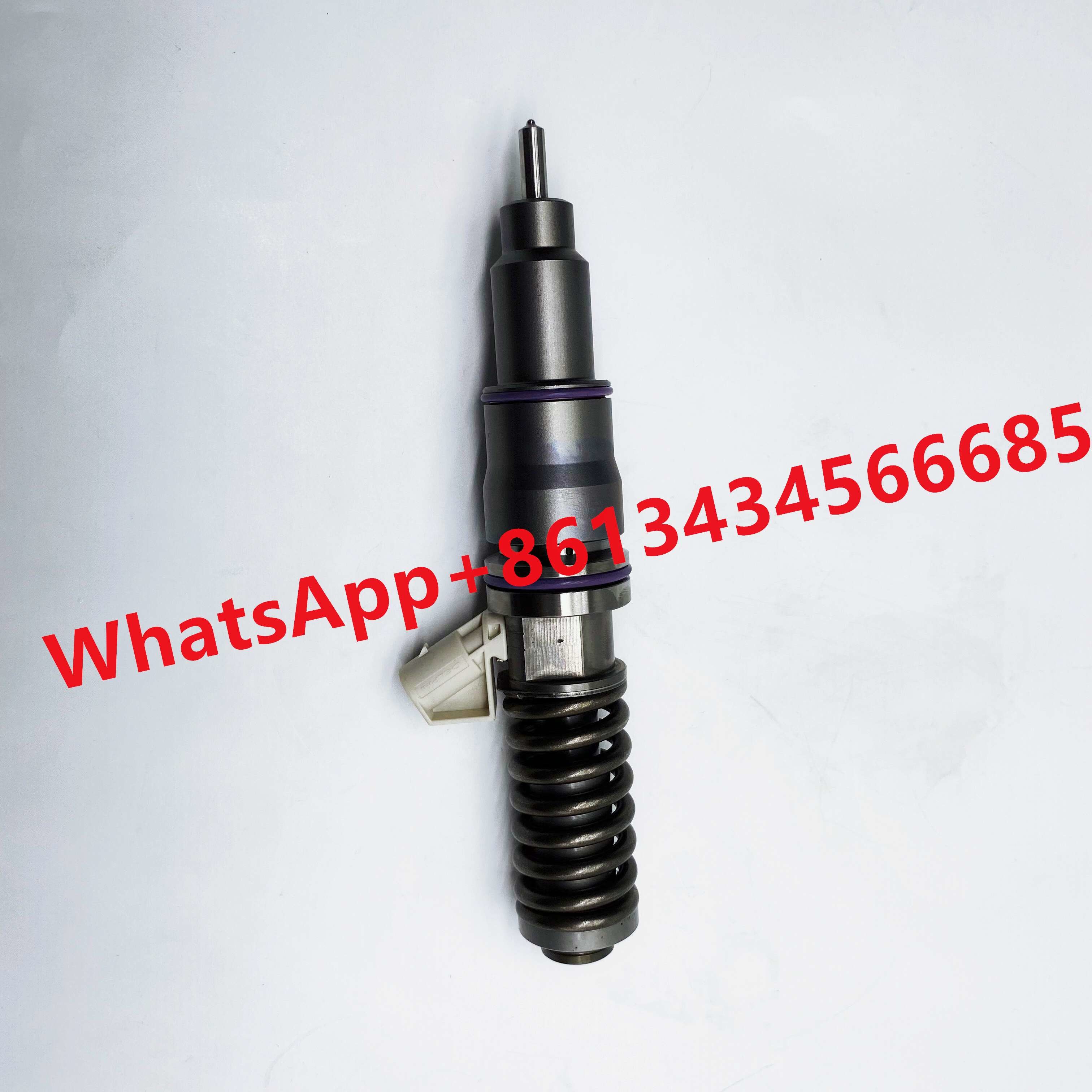 In Stock Fuel Injector BEBE4C07001 889481 3803638 For Diesel Engine D16