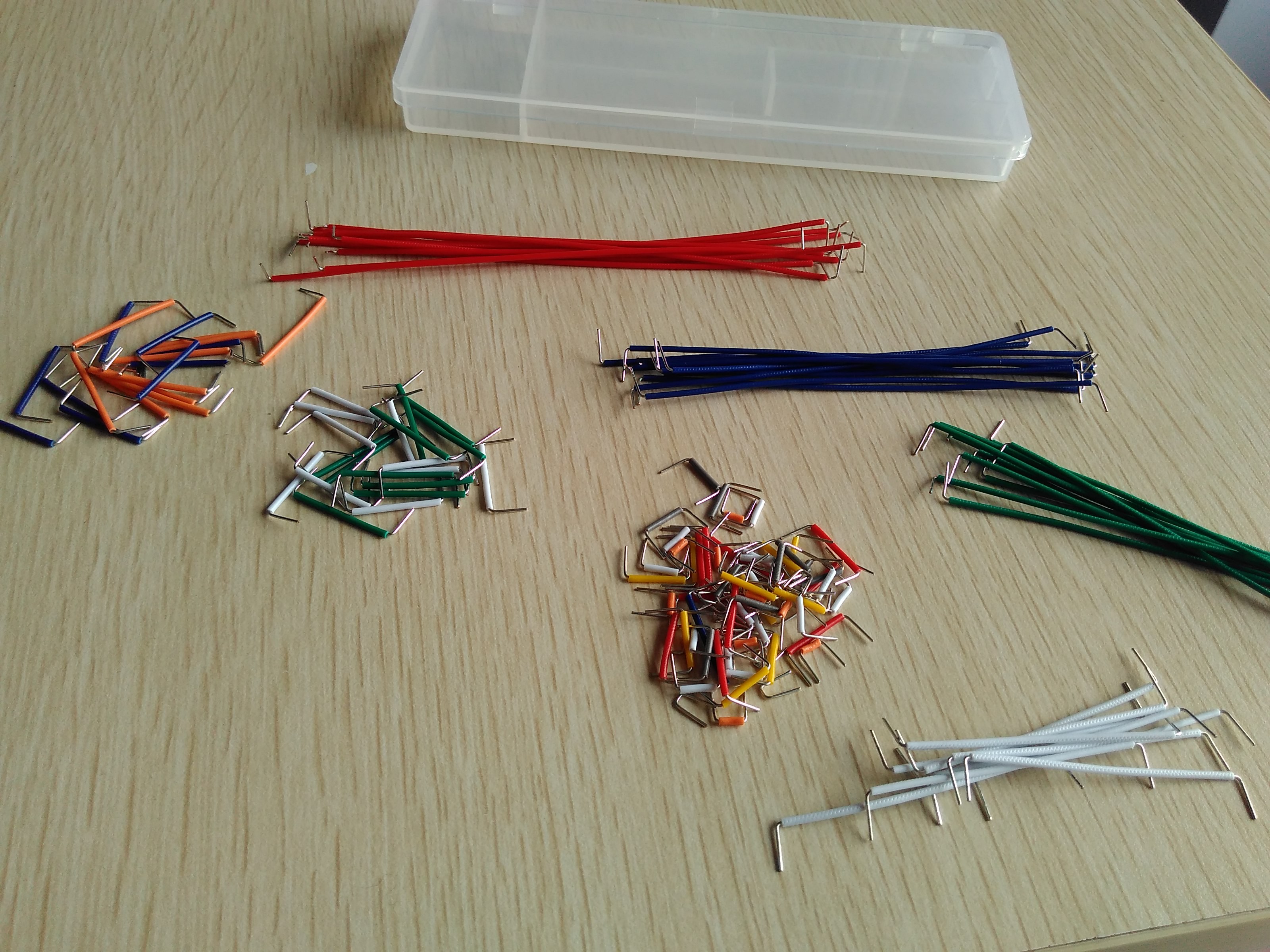 Solid Solderless Breadboard Kit 14 different lengths 140Pcs Jumper Cable Kits With Box
