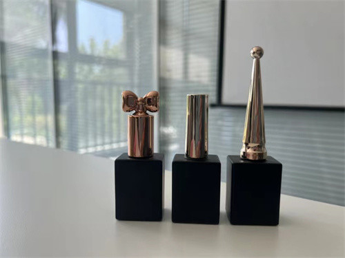 Empty Plastic Cap Small Nail Polish Bottles 12ml 15ml With Brush