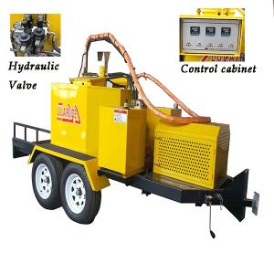 China Asphalt Concrete Crack Repair Machine 500L 25hp Engine Power wholesale