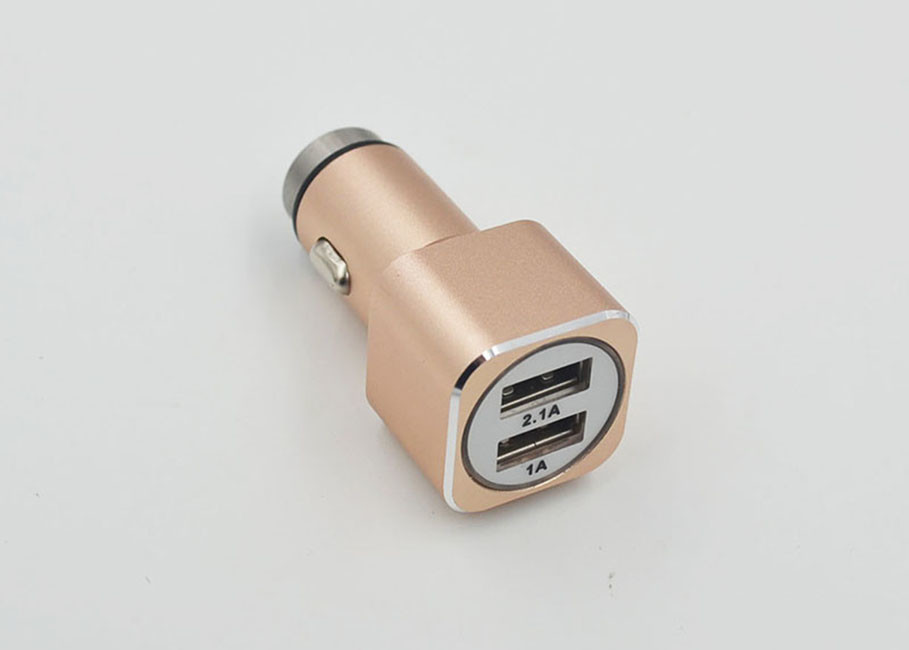 DC5V 2.4A Car Charger Adapter With Dual Port 12-24V Input CE FCC Approved