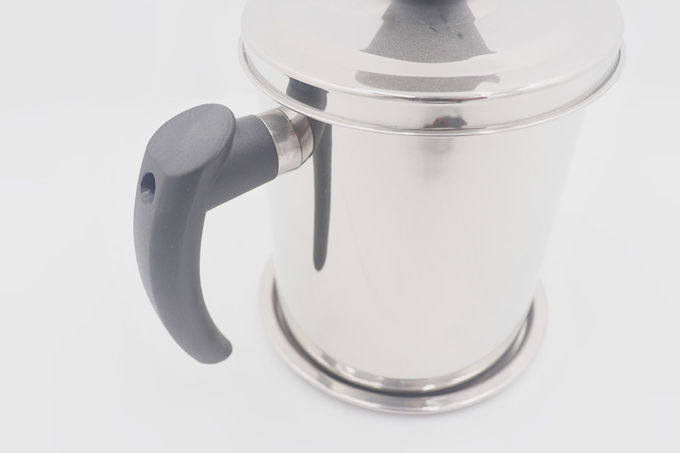 Ss201 1.6l Oil Strainer Container With Lid As Stainless Steel Cookware Sets