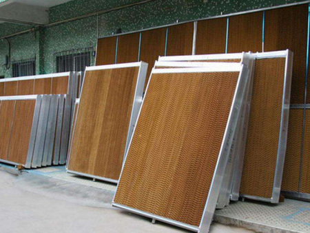 Long Use Time Chicken Farm High Water Resistant Outdoor Cooling System for Chicken House Evaporative Cooling Pads