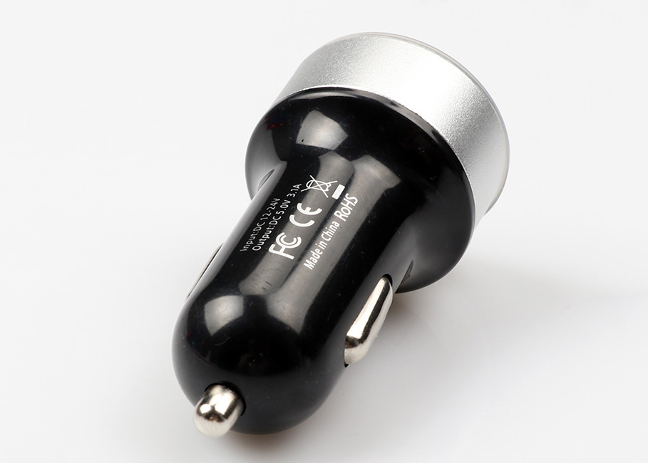 High Aluminum Alloy Car Phone Charger , PC Digital Display Dual 3.1A Mobile Phone Car Charger