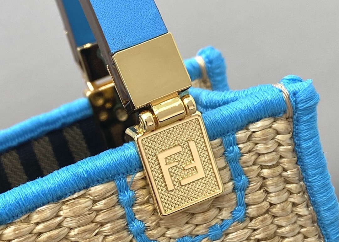 Newest Mini Small Square Bag Straw Weaving Series Of Pure Hand Woven Handbag Luxury Style Cross-Body Bag