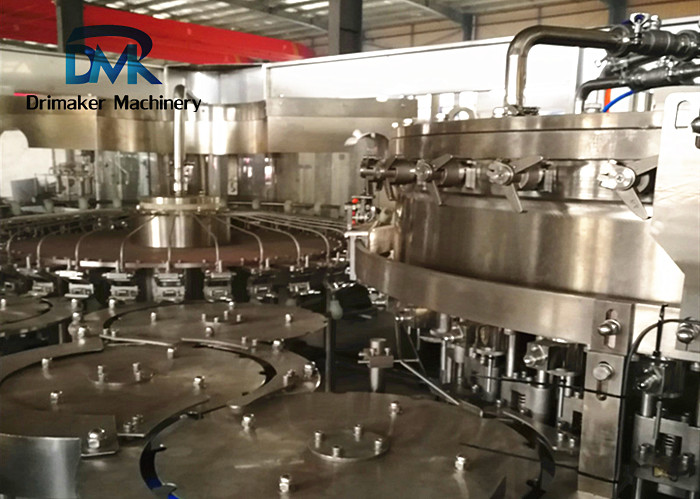 Small 5.6kw Carbonated Beverage Bottling Equipment Pet Plastic Bottle