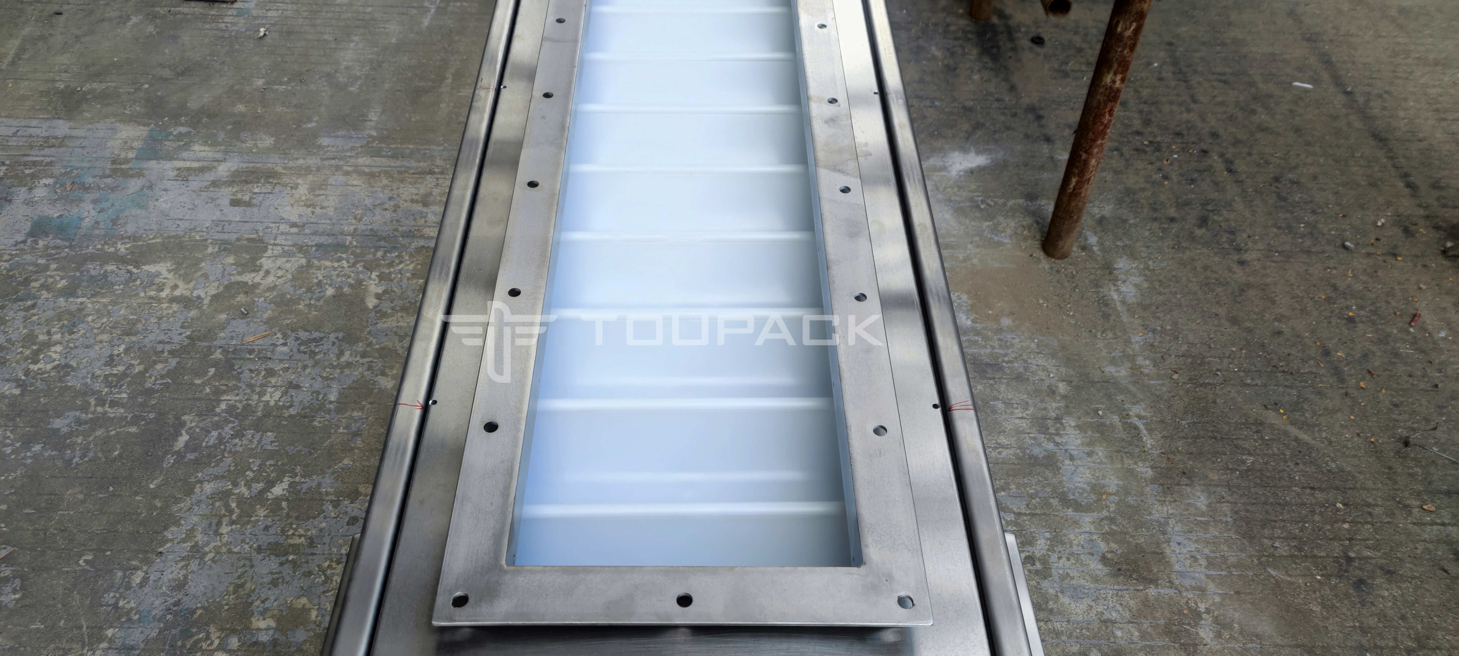 304SUS Bucket Elevator Conveyor Maize Mill Coffee Bean Mobile Vertical Z Type With Vibration Feeder