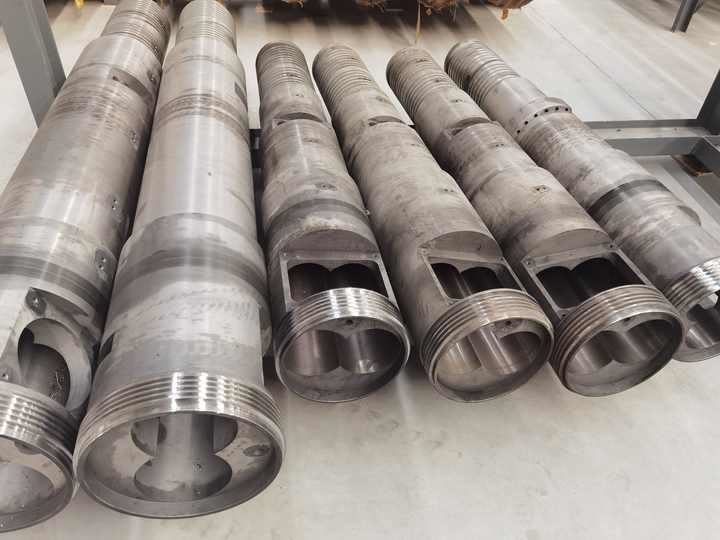 Alloy Wear Resistant 92/188 Conical Extrusion Double Screw And Barrel / Bimetallic Screw BarrelFor Spc Flooring