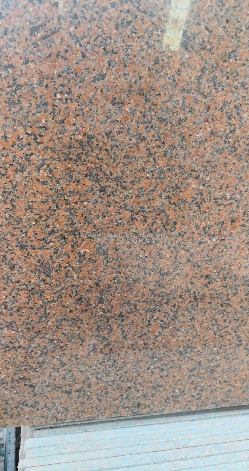 Chinese Granite Stone Cut-to-Size in Modern Luxury Style for Polished Kitchen Countertop