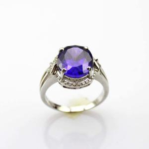 China Women Jewelry Oval Purple Cubic Zirconia Sterling Silver Ring (R234) wholesale