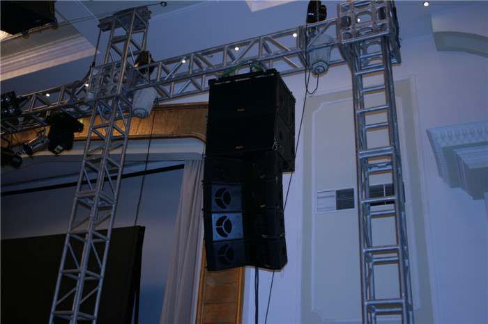 ISO Single Speaker Truss Stands Tower Aluminum 6082 Height 12m Space Saving