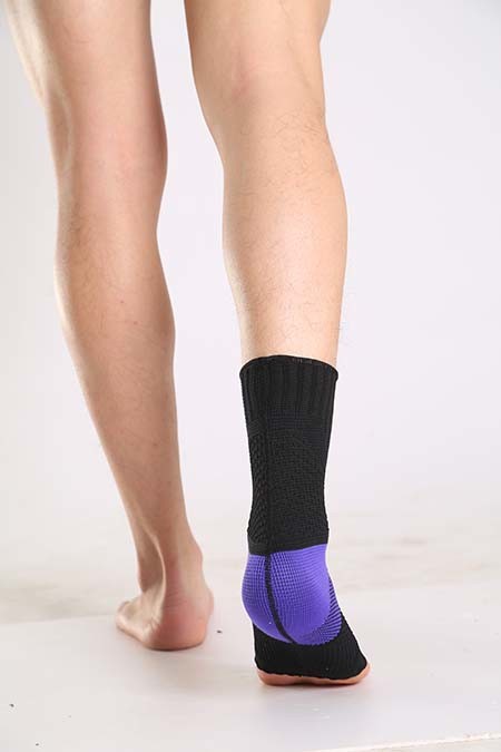 Amazon hot sale low cost Breathable Neoprene Ankle Support Sleeve Ankle protector
