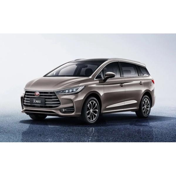 6-Seat MPV Electric Auto with R18 Tire Size and 150-200Ps Total Horsepower Perfect in Need of Transportation Solutions