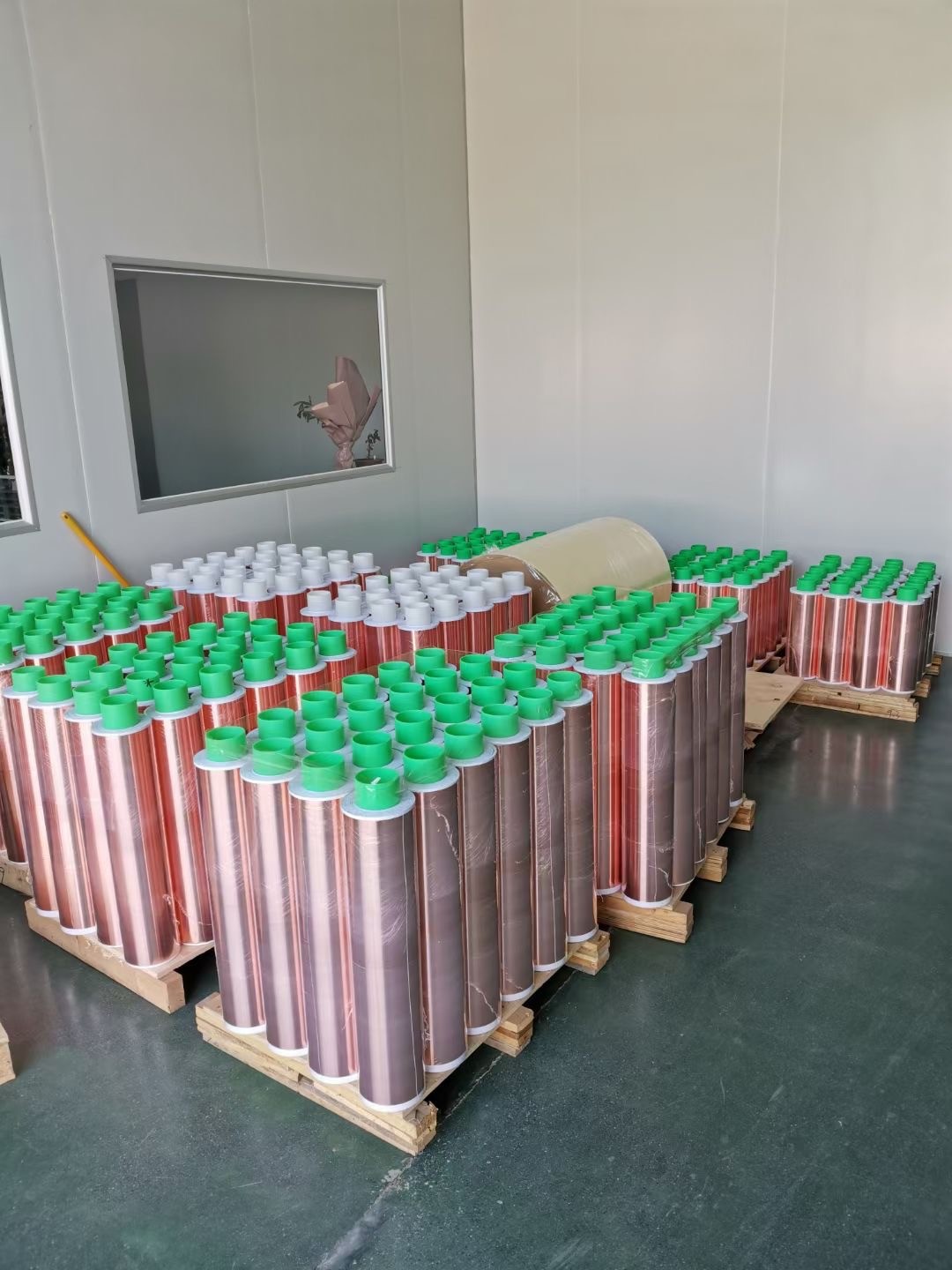 Electromagnetic Shielding 99.99% Copper Foil Tape Customized Conductive Adhesive Tape
