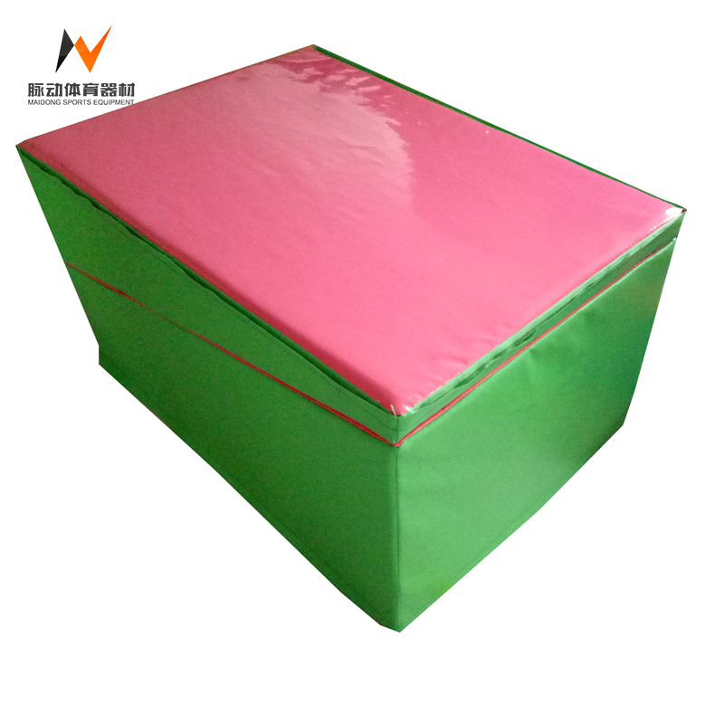 Gymnastics Aerobics Tumbling Wedge Folding Incline Mat for Exercise and Training