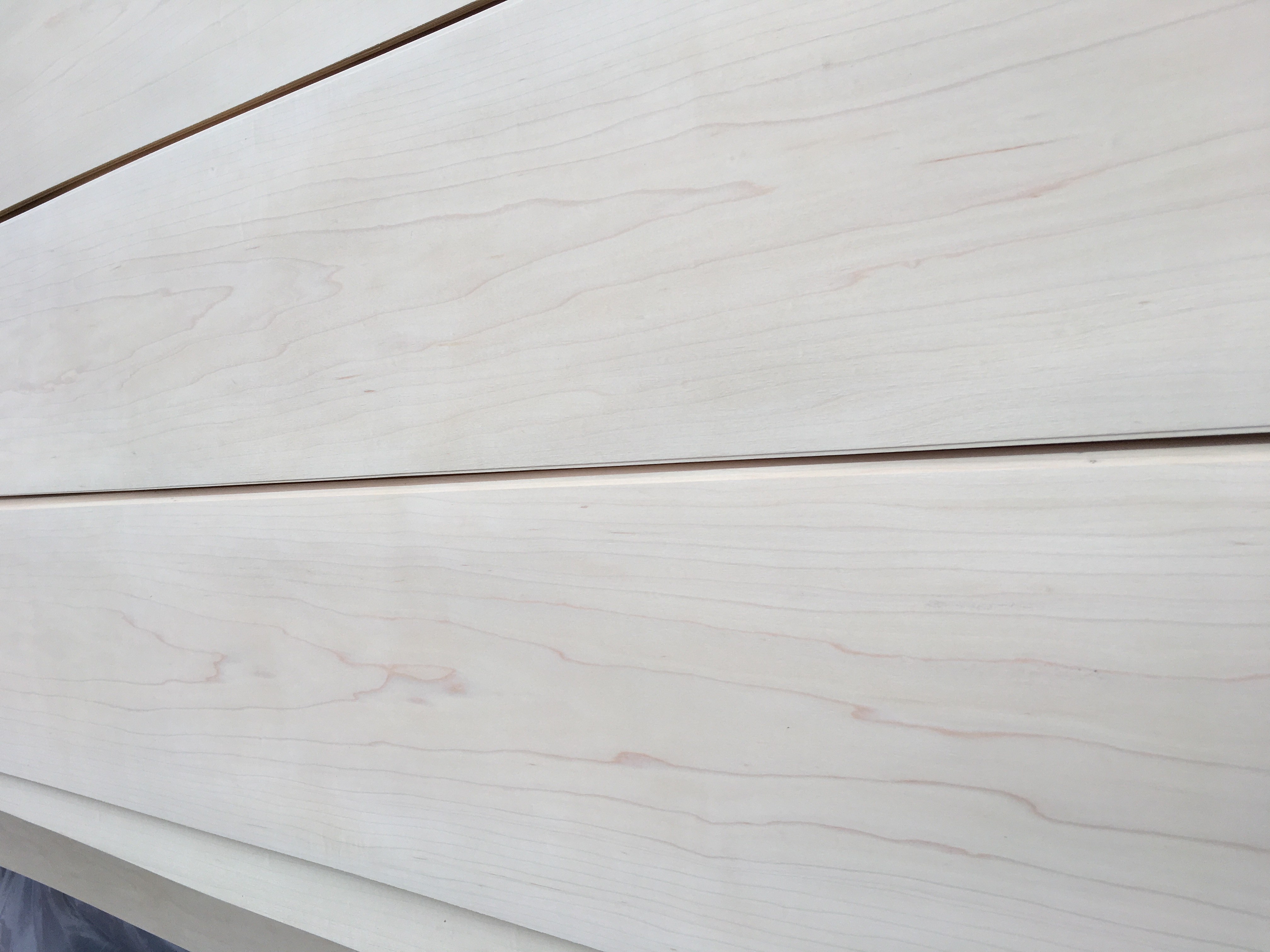 Wholesale Customized 0.45mm natural wood veneer canadian maple veneer for skateboard
