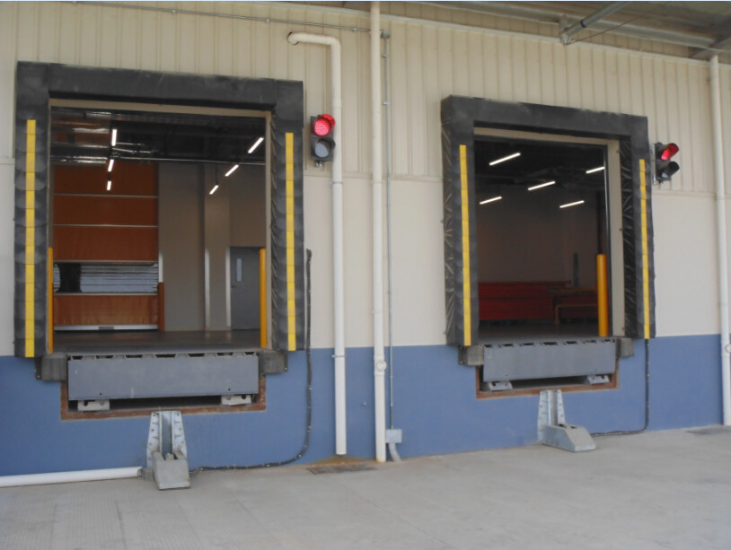Vertical Lifting Fine Material Vehicle Restraint Systems For Worship