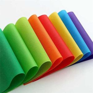 China 70cm Shrink Resistant Non Woven Wrapping Paper 80gsm Breathable wholesale