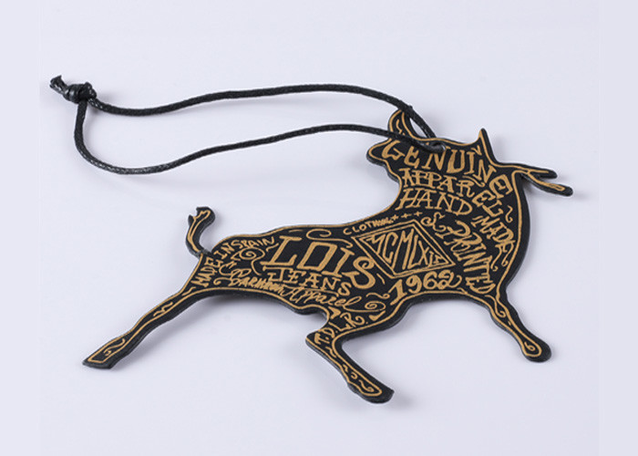 Fashionable Die Cut Hang Tags , Custom Swing Tags Washable Irregular Shape