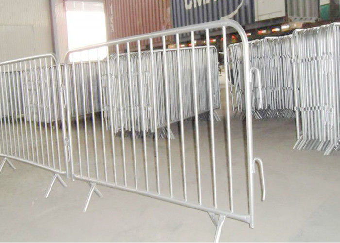 Outdoor Crowd Control Barriers , Crowd Control Fencing For Concert Barricades